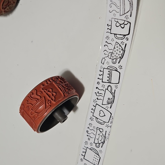 Take a Sip Stampin Round 1" wide wheel stamp - Picture 1 of 3